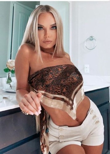 Анжела, Г. Великие Луки